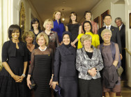 Gruppenfoto der Partner der Staats- und Regierungschefs