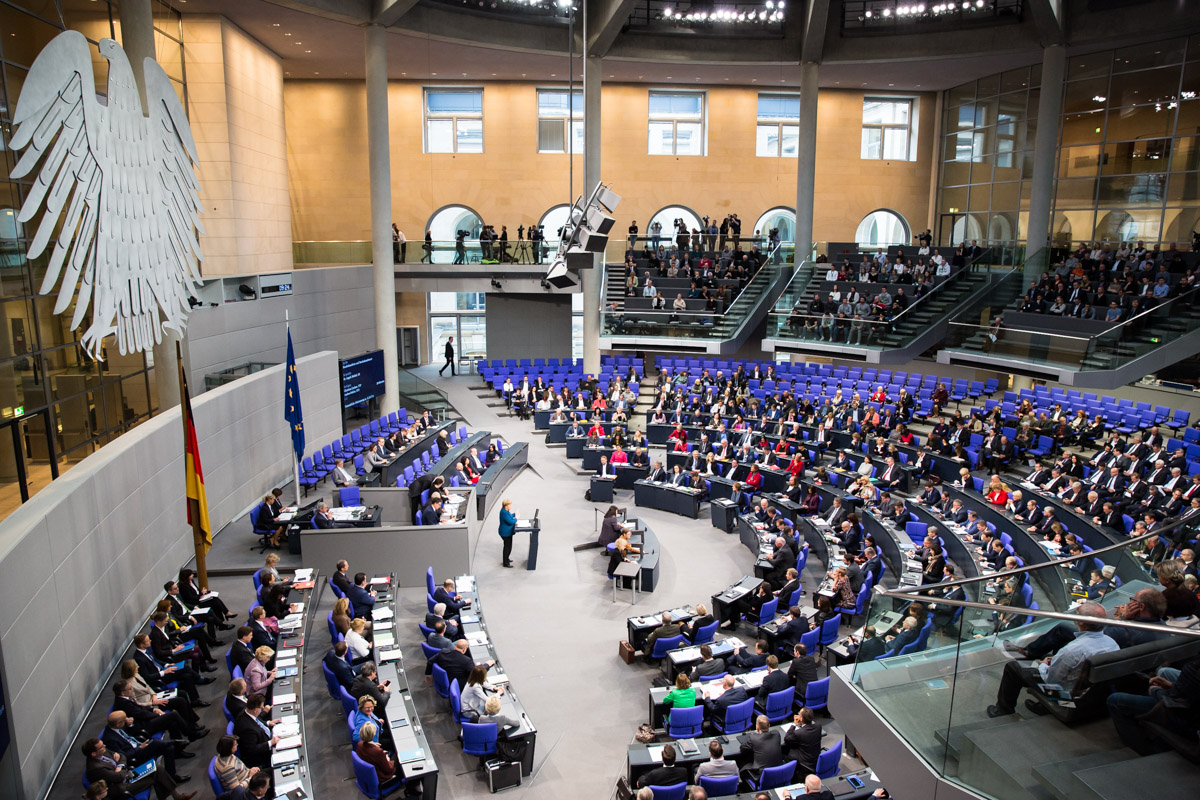 Bundeskanzlerin Angela Merkel spricht im Bundestag in der Generaldebatte zum Haushaltsentwurf 2019.