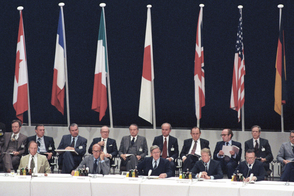 Chancellor Helmut Schmidt at the G7 press conference