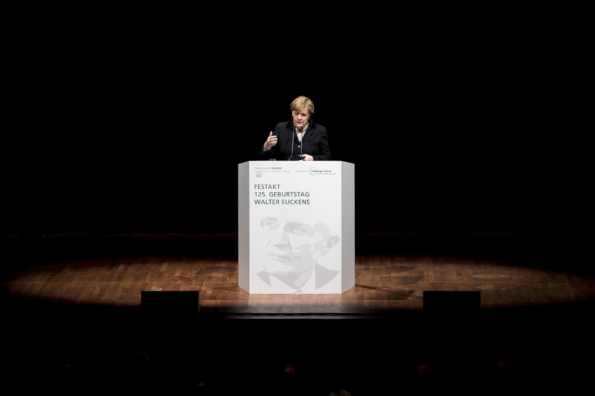 Bundeskanzlerin Angela Merkel spricht beim Festakt anlässlich des 125sten Geburtstages von Walter Eucken.