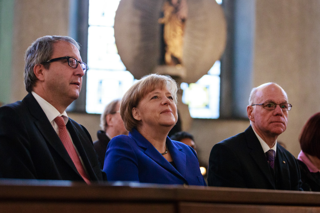 Gottesdienst vor konstituierender Sitzung mit Voßkuhle, Merkel und Lammert.