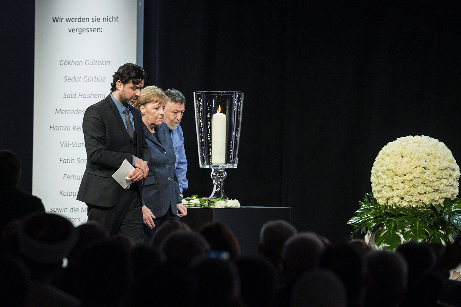 Am 4.3.2020 gedenkt die Bundesregierung der Opfer der Gewalttat in Hanau in einer zentralen Trauerfeier.