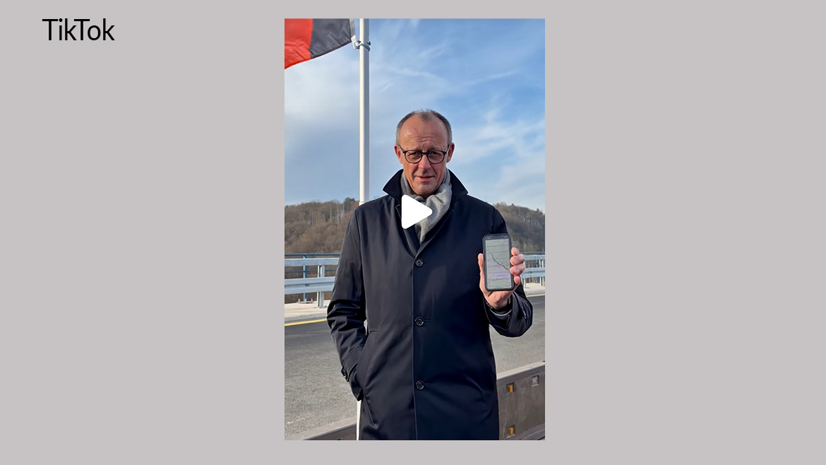 Bundeskanzler Merz bei der Eröffnung der Rahmedetalbrücke an der Autobahn A45