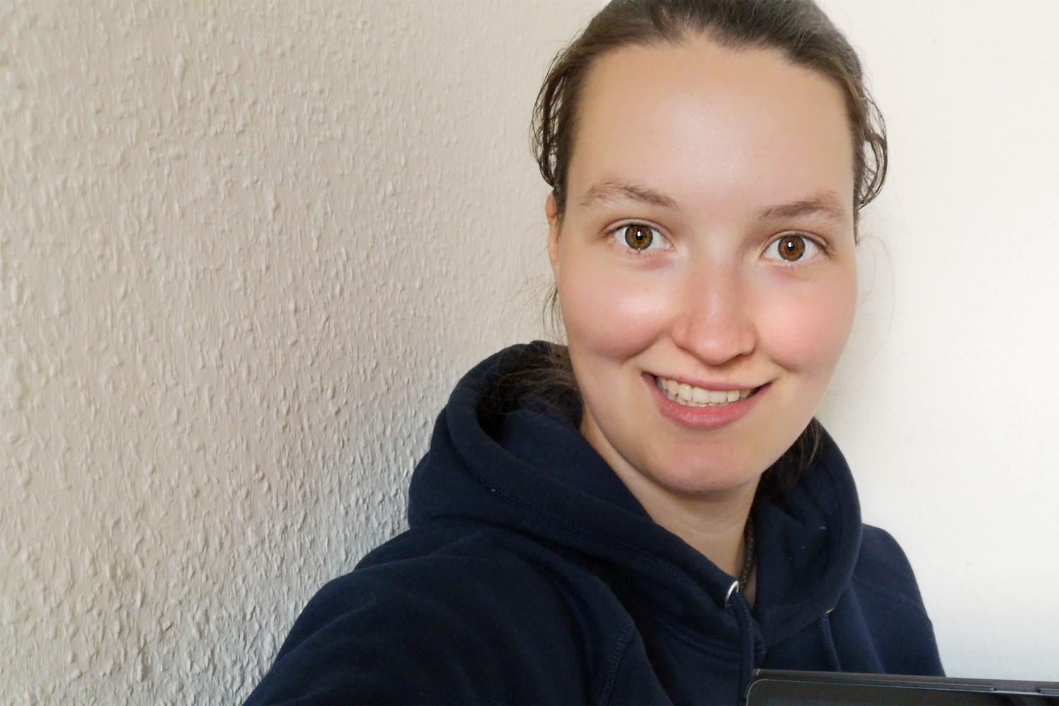 Ein Porträtbild der Teilnehmerin Jana Esselborn.