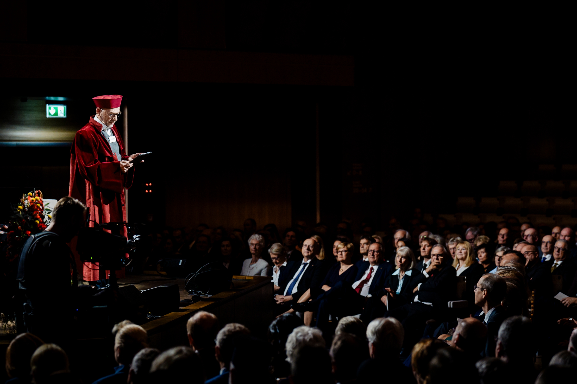 Feierlichkeiten zu 75 Jahre Bundesverfassungsgericht in der Stadthalle in Karlsruhe.
