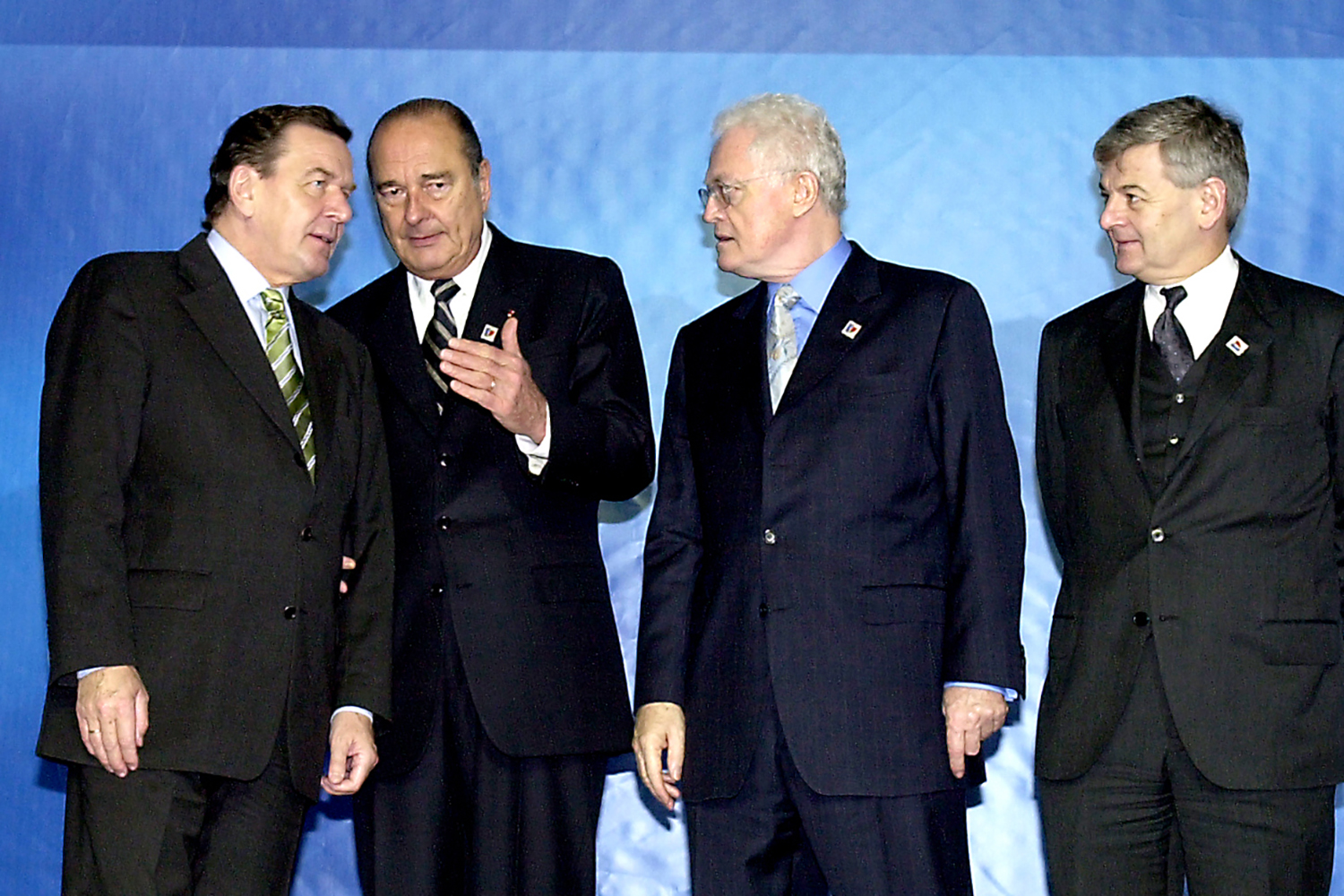 (from left to right) Federal Chancellor Gerhard Schröder, French President Jacques Chirac, French Prime Minister Lionel Jospin, and Federal Minister of Foreign Affairs Joschka Fischer. 