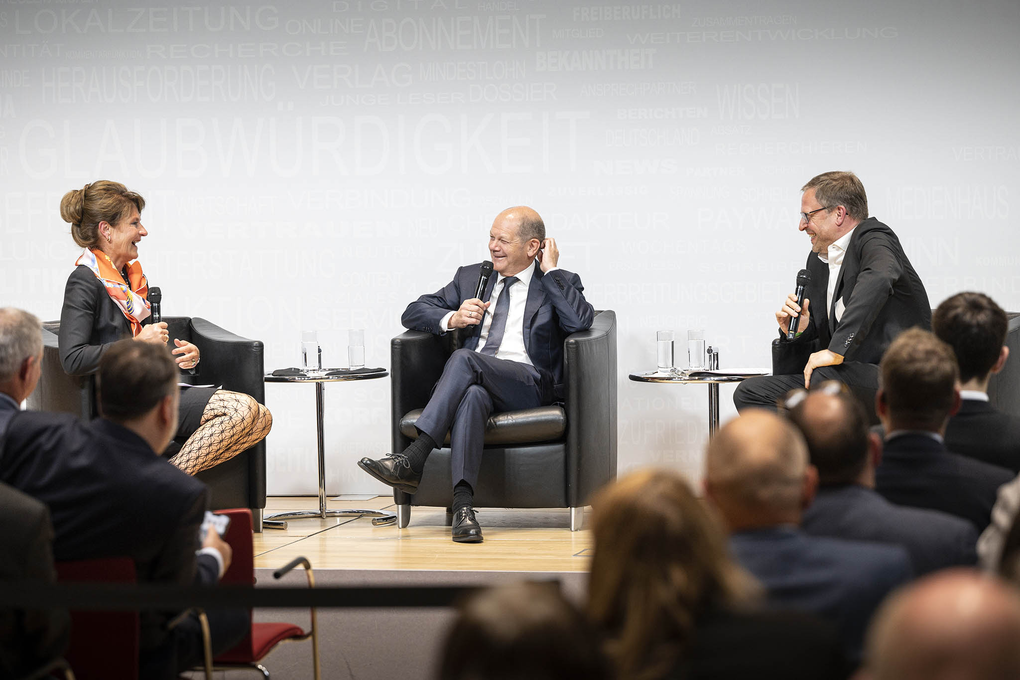 Federal Chancellor Olaf Scholz at a congress of the VDL (association of German local newspapers).