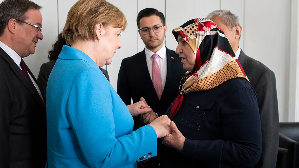 Bundeskanzlerin Merkel bei der Gedenkfeier zu Ehren der Opfer in Solingen