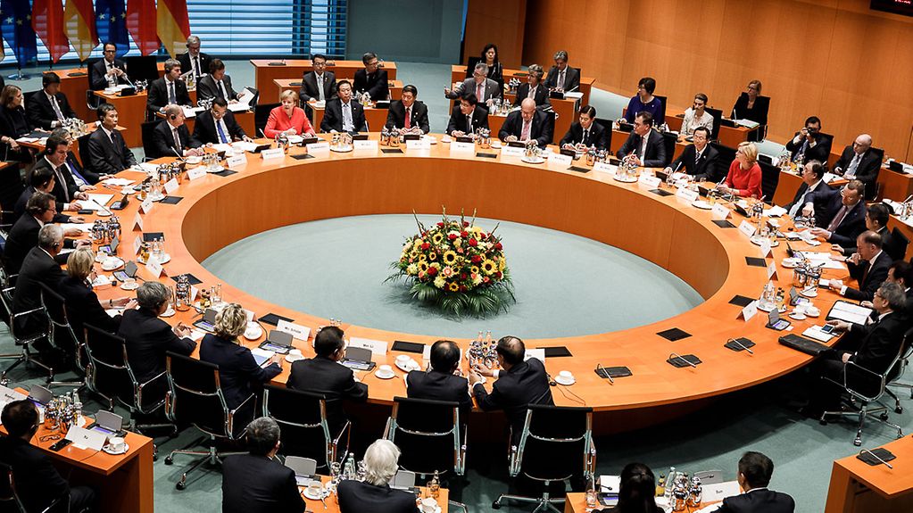Plenarsitzung der Deutsch-Chinesischen Regierungskonsultationen im Bundeskanzleramt.