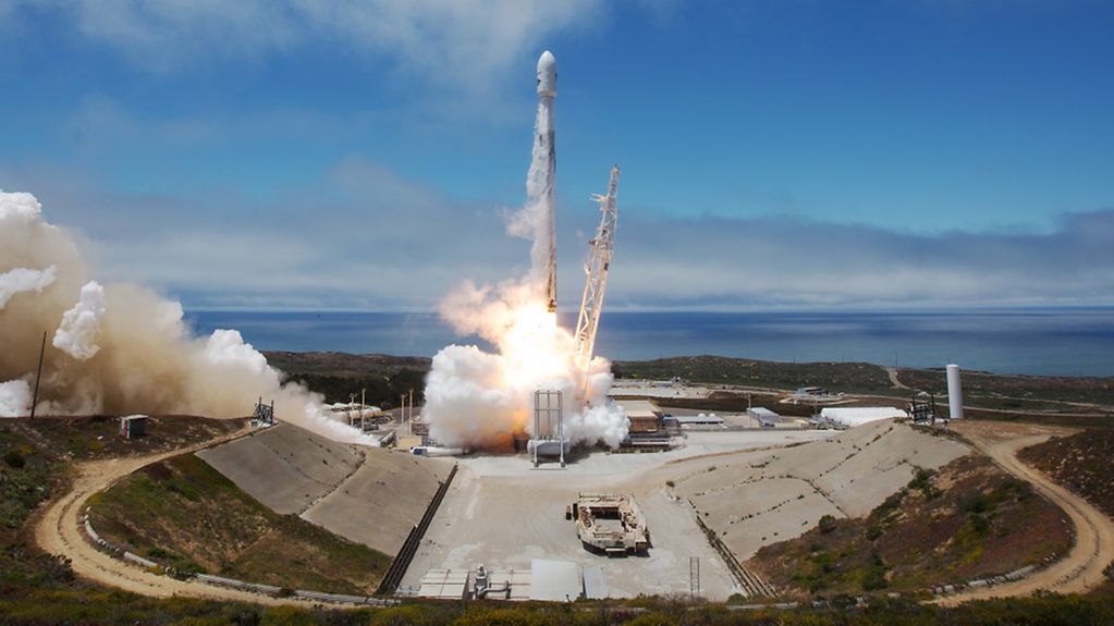 Mit einer amerikanischen SpaceX-Rakete startete das Forschungsprojekt GRACE-ON ins Weltall.