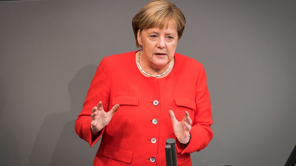 La chancelière fédérale Angela Merkel s’exprime au Bundestag