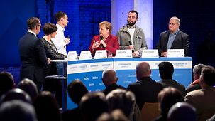 Bundeskanzlerin Angela Merkel spricht beim Leserforum der "Freien Presse".