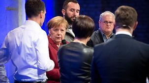 Bundeskanzlerin Angela Merkel spricht beim Leserforum der "Freien Presse".