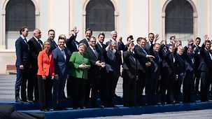 Familienfoto der EU-Staats- und Regierungschefs bei einem Treffen in Sibiu.