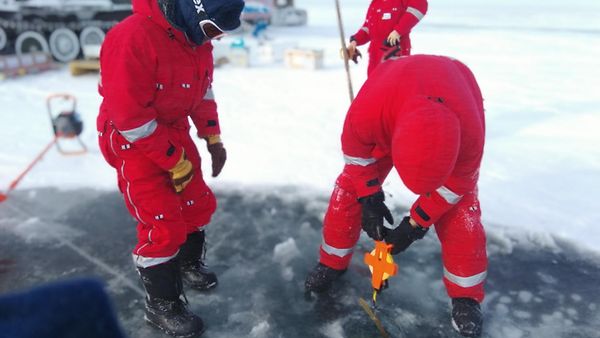 Klimawandel lässt uraltes Eis im Permafrost schmelzen