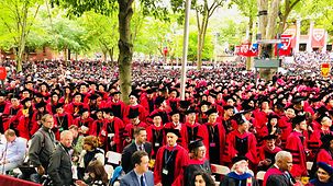 Übersicht Absolventen der Univeristät von Harvard.