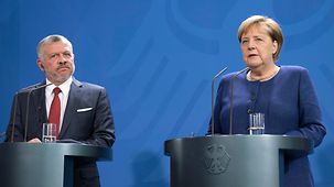 Bundeskanzlerin Angela Merkel mit König Abdullah II. bin al-Hussein von Jordanien.