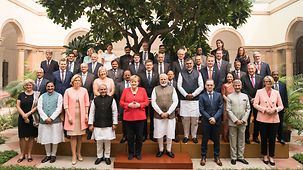 Gruppenfoto der Deutsch-Indischen Regierungskonsultationen.