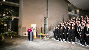 Chancellor Angela Merkel speaks at the reception for the German WorldSkills team.