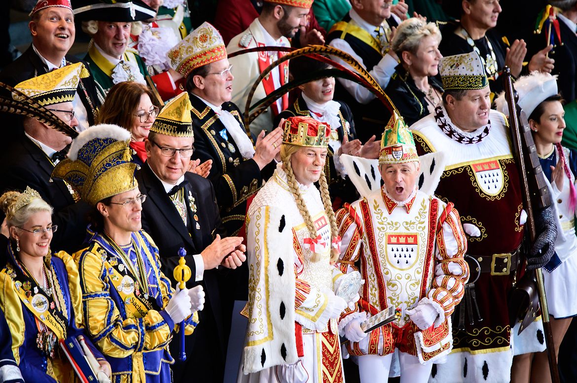 Prinzenpaare beim Karnevalsempfang im Bundeskanzleramt.
