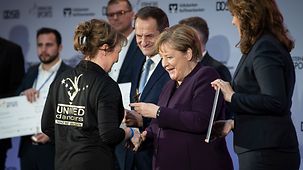 Bundeskanzlerin Angela Merkel bei der Verleihung der "Sterne des Sports".