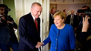 Bundeskanzlerin Angela Merkel mit Recep Tayyip Erdogan, Türkeis Staatspräsident.