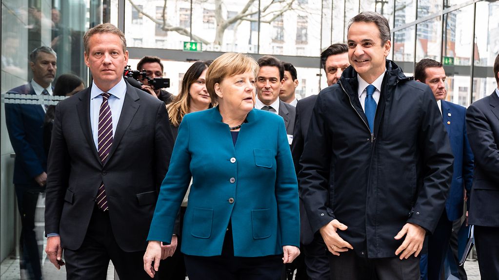 Chancellor Angela Merkel and Kyriakos Mitsotakis, the Greek Prime Minister, at the German-Greek Business Forum