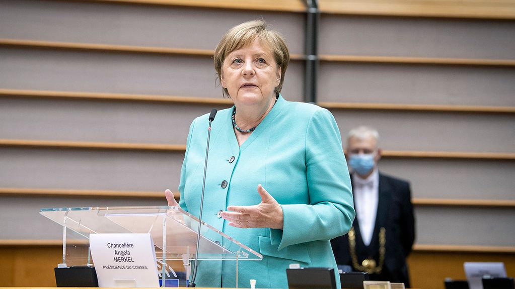 Bundeskanzlerin Angela Merkel hält eine Rede im Europäischen Parlament