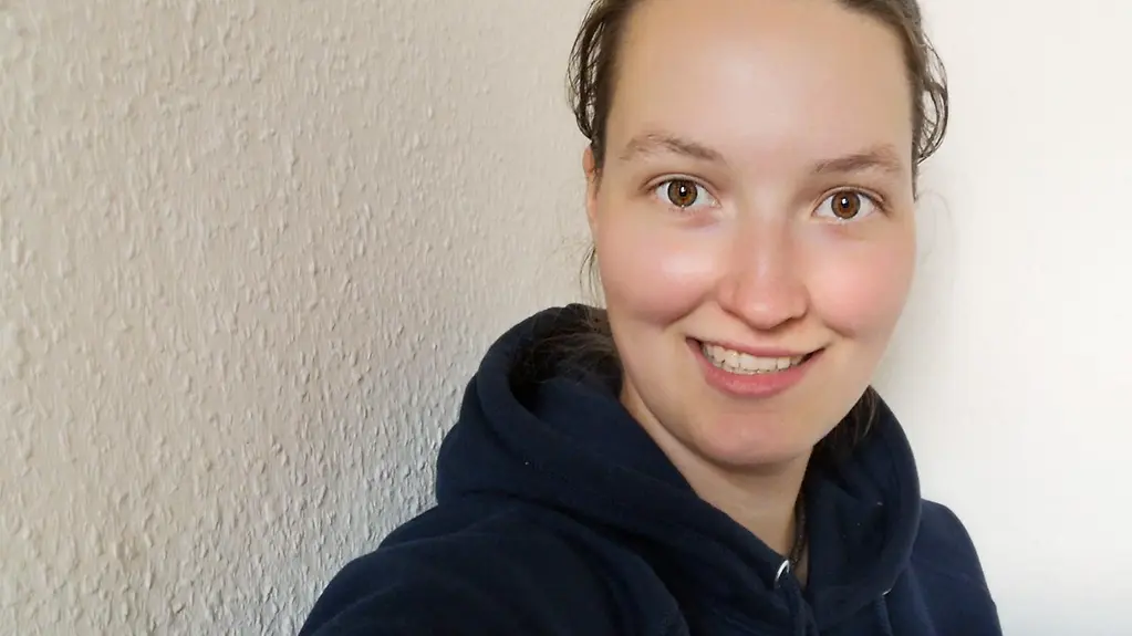 Ein Porträtbild der Teilnehmerin Jana Esselborn.