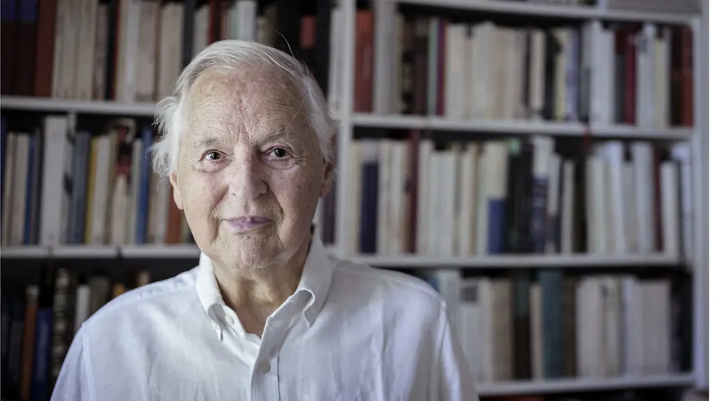 Dr Peter Hartmann