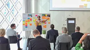 Vorstellung der Arbeitsgruppenergebnisse beim Expertengespräch zur Digitalen Bildungstransformation
