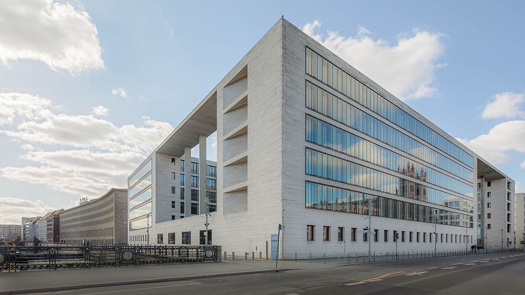 Gebäudeansicht des Auswärtigen Amts in Berlin