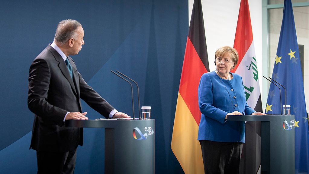 Bundeskanzlerin Angela Merkel mit Mustafa Al-Kadhimi, irakischer Ministerpräsident, bei einer gemeinsamen Pressekonferenz.