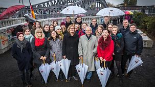 Am 9. November fand ein Mittagessen statt, bei dem sich internationale Bürgerrechtler als Zeitzeugen mit jungen Studierenden des Studiengangs „Public History“ an der FU Berlin und mit Jugendreportern austauschten.