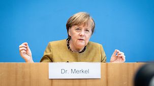 Bundeskanzlerin Angela Merkel spricht in der Bundespressekonferenz.