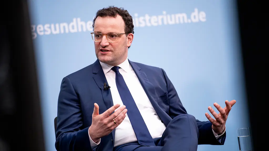 Jens Spahn bei der Diskussionsveranstaltung zum Impfen am 20.2.2021 im Bundesgesundheitsministerium.