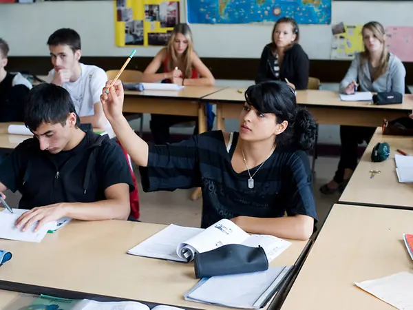 Schülerinnen und Schüler der Oppenheim-Schule, Berlin - Charlottenburg - Wilmersdorf im Unterricht Ausländer, Integration D2009