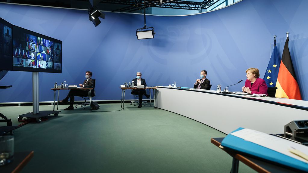 Kanzlerin Merkel nimmt am Europäischen Rat teil.