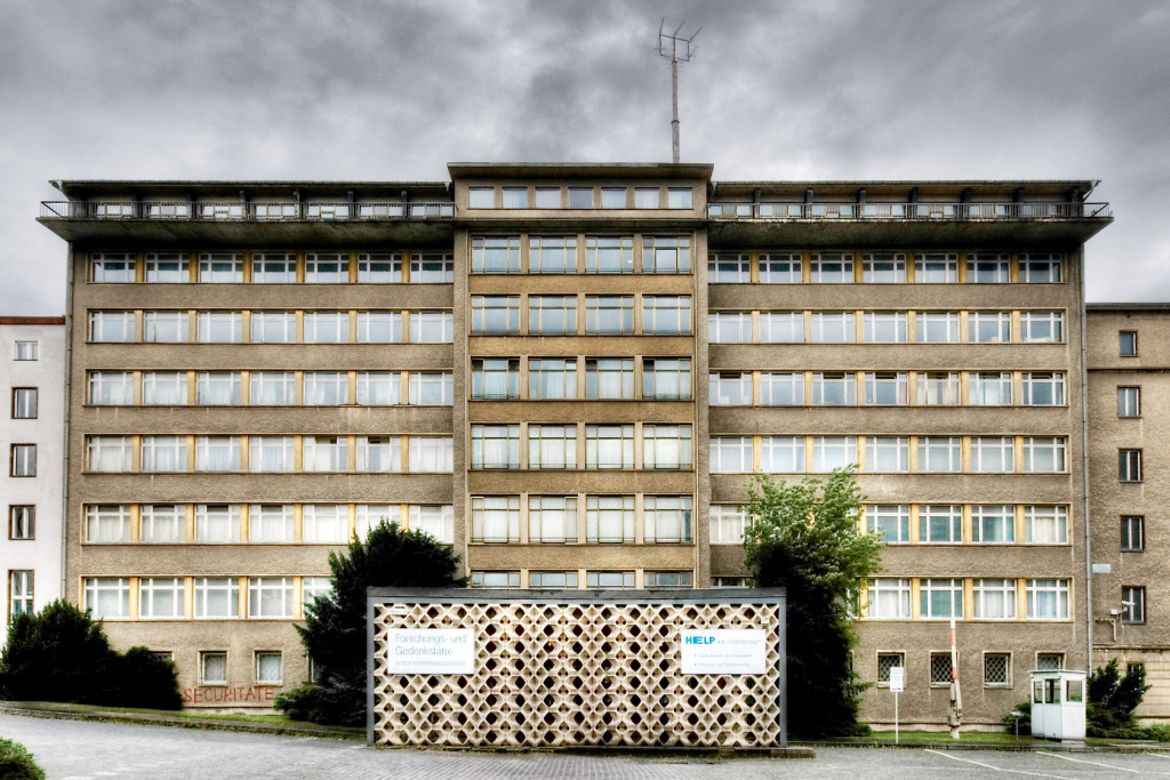 Außenansicht des Gebäudes des früheren Dienstsitzes des Ministeriums für Staatssicherheit der DDR