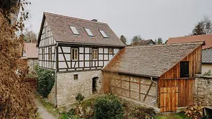 Ein denkmalgeschütztes Gesindehaus in Kapellendorf.