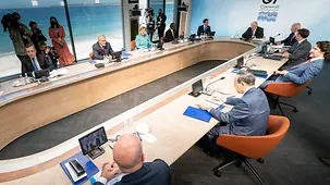 Réunion du G7 avec les pays partenaires du sommet de cette année