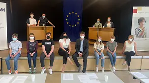 Die Staatsministerin für Digitalisierung im Bundeskanzleramt, Dorothee Bär, beim Besuch des Schönborn-Gymnasiums.