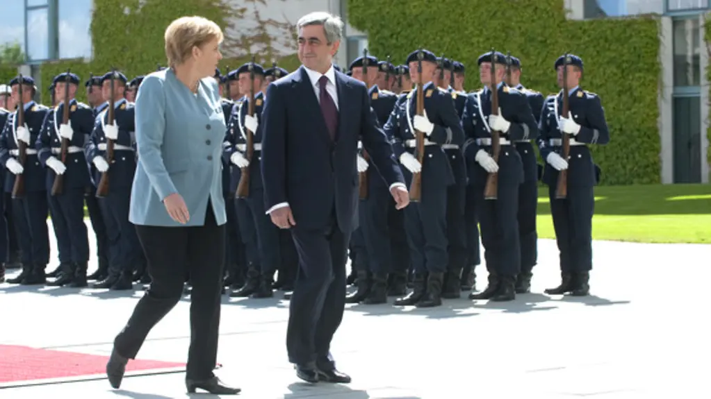 Armenischer Präsident Sargsyan in Berlin 2010