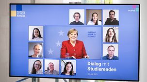 Kanzlerin Merkel im Online-Dialog mit Studentinnen und Studenten