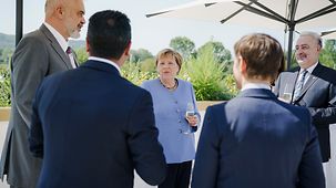 Bundeskanzlerin Angela Merkel im Gespräch mit den Regierungschefs der Westbalkanstaaten.