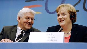 Bundeskanzlerin Angela Merkel und Außenminister Frank Walter Steinmeier während eines Europäischen Rates