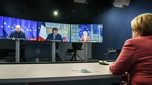 Federal Chancellor Merkel in talks with Charles Michel, President of the European Council, French President Emmanuel Macron and EU Commission President Ursula von der Leyen via video link.
