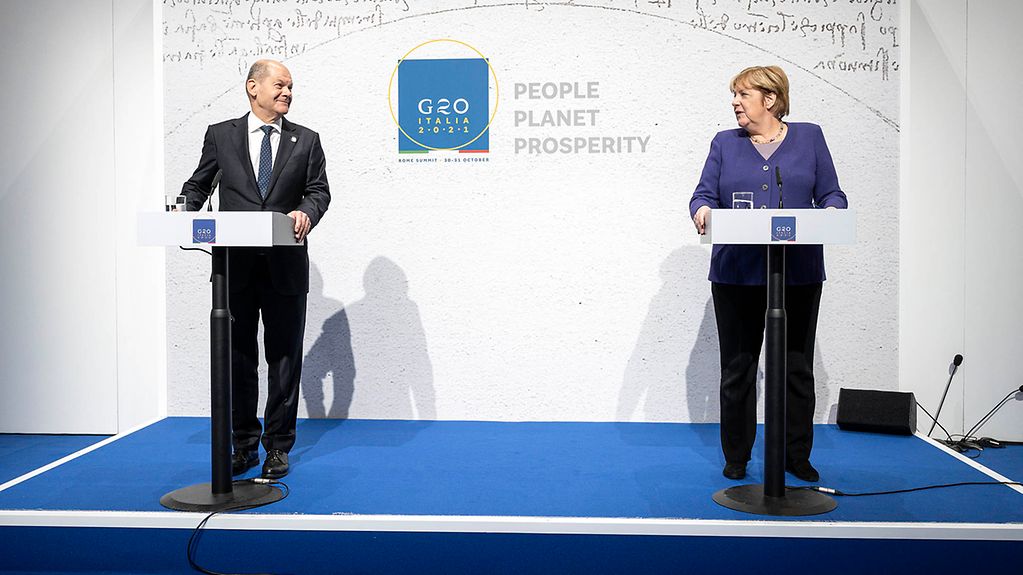 Federal Chancellor Merkel and Federal Finance Minister Scholz at the joint press conference in Rome.