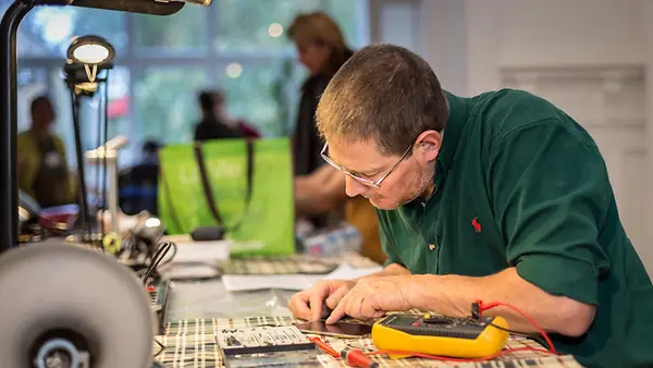 Repair Café – Gemeindezentrum von Ixelles „Elzenhof“