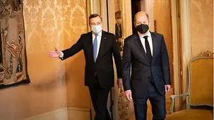 Bundeskanzler Olaf Scholz und Mario Draghi, Italiens Ministerpräsident.